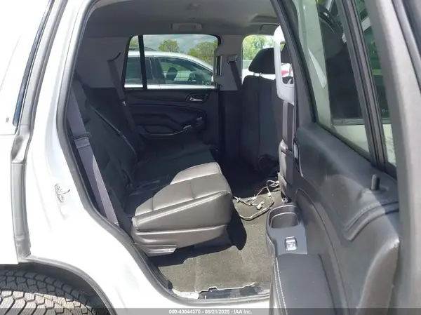 1GNSKDEC7HR192075 2017 CHEVROLET TAHOE - Image 8