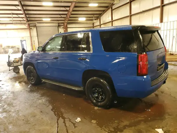 1GNSKDEC7HR349703 2017 CHEVROLET TAHOE - Image 2