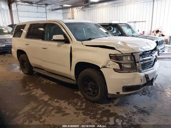 1GNSKDEC7JR240082 2018 CHEVROLET TAHOE - Image 1