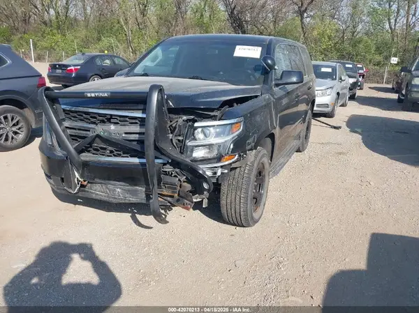 1GNSKDEC7KR343701 2019 CHEVROLET TAHOE - Image 2