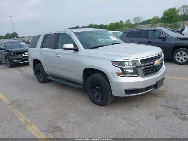 1GNSKDEC8GR268241 2016 CHEVROLET TAHOE - Image 1