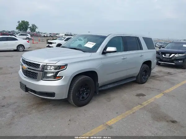 1GNSKDEC8GR268241 2016 CHEVROLET TAHOE - Image 2