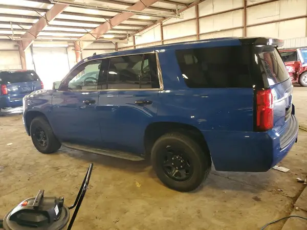 1GNSKDEC8HR303362 2017 CHEVROLET TAHOE - Image 2