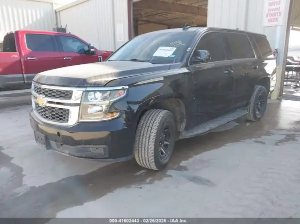 1GNSKDEC8JR351269 2018 CHEVROLET TAHOE - Image 2
