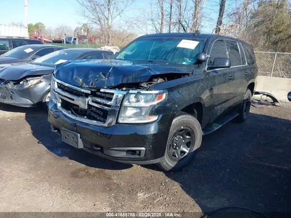 1GNSKDEC8KR399680 2019 CHEVROLET TAHOE - Image 2