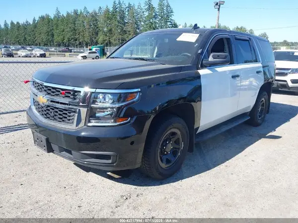 1GNSKDEC9HR210754 2017 CHEVROLET TAHOE - Image 2
