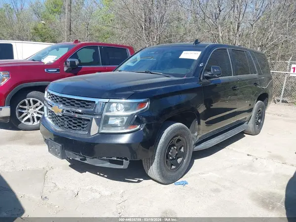1GNSKDEC9JR355668 2018 CHEVROLET TAHOE - Image 2