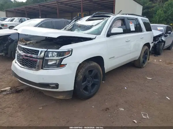 1GNSKDKC8GR240514 2016 CHEVROLET TAHOE - Image 2