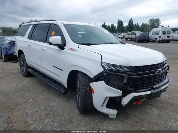 1GNSKDKD0PR418078 2023 CHEVROLET SUBURBAN - Image 1