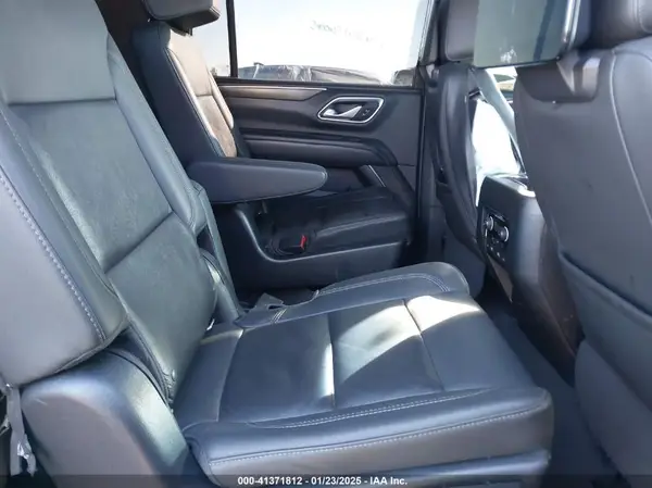 1GNSKDKD3NR116992 2022 CHEVROLET SUBURBAN - Image 8