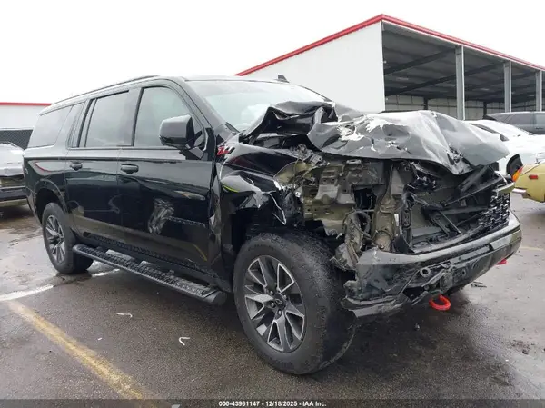 1GNSKDKD3PR404885 2023 CHEVROLET SUBURBAN - Image 1