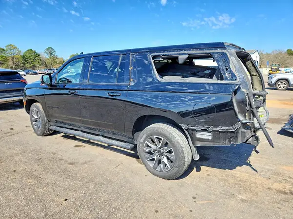 1GNSKDKD6PR470976 2023 CHEVROLET SUBURBAN - Image 2