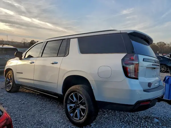 1GNSKDKD7PR295878 2023 CHEVROLET SUBURBAN - Image 2