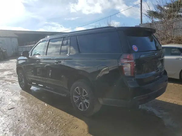 1GNSKDKD8MR135326 2021 CHEVROLET SUBURBAN - Image 2