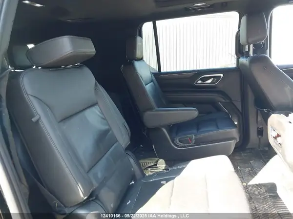 1GNSKDKDXMR181112 2021 CHEVROLET SUBURBAN - Image 8