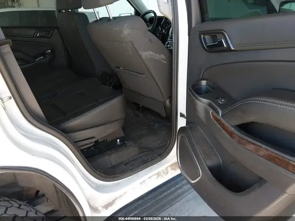 1GNSKEEC5HR321498 2017 CHEVROLET TAHOE - Image 8