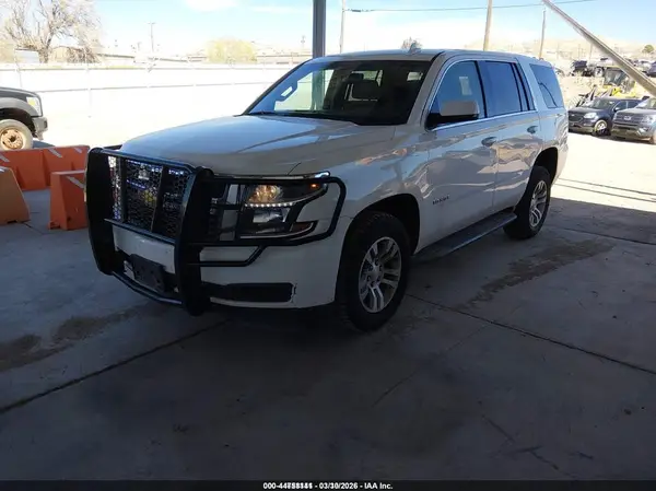1GNSKEEC6HR317721 2017 CHEVROLET TAHOE - Image 2