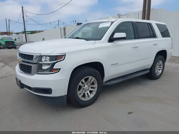 1GNSKEKC8HR174582 2017 CHEVROLET TAHOE - Image 2