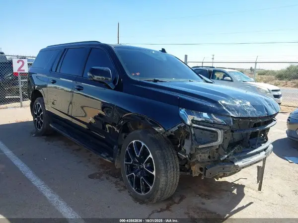 1GNSKEKD0NR129155 2022 CHEVROLET SUBURBAN - Image 1
