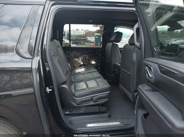 1GNSKEKD5PR228816 2023 CHEVROLET SUBURBAN - Image 8