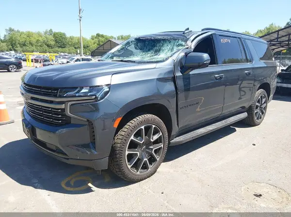 1GNSKEKD8MR172575 2021 CHEVROLET SUBURBAN - Image 2