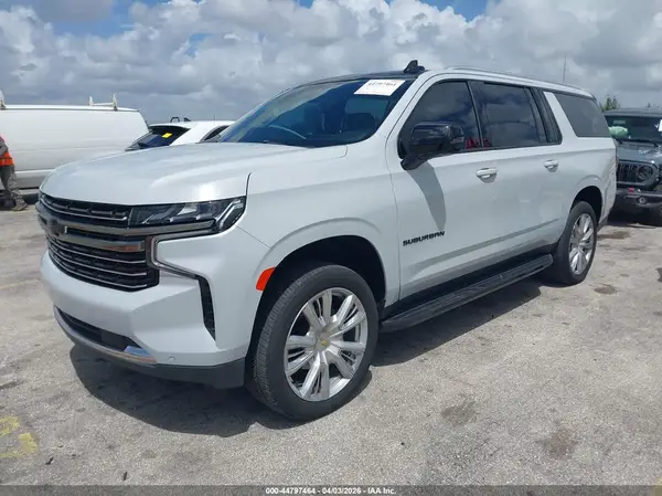 1GNSKEKL1NR201844 2022 CHEVROLET SUBURBAN - Image 2