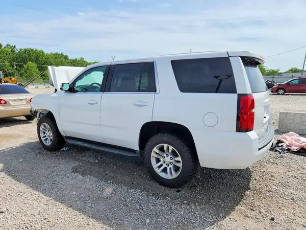 1GNSKFEC1JR162555 2018 CHEVROLET TAHOE - Image 2