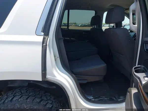 1GNSKFEC2HR155818 2017 CHEVROLET TAHOE - Image 8