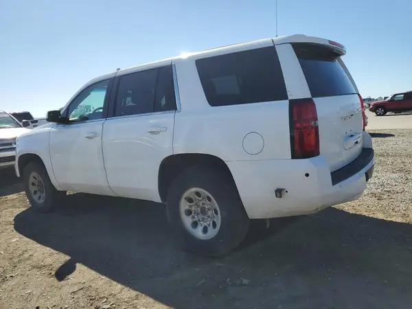 1GNSKFEC2JR344684 2018 CHEVROLET TAHOE - Image 2