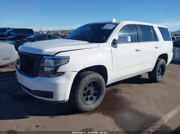 1GNSKFEC3GR439277 2016 CHEVROLET TAHOE - Image 2