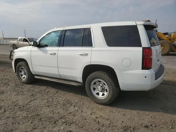 1GNSKFEC4JR125807 2018 CHEVROLET TAHOE - Image 2