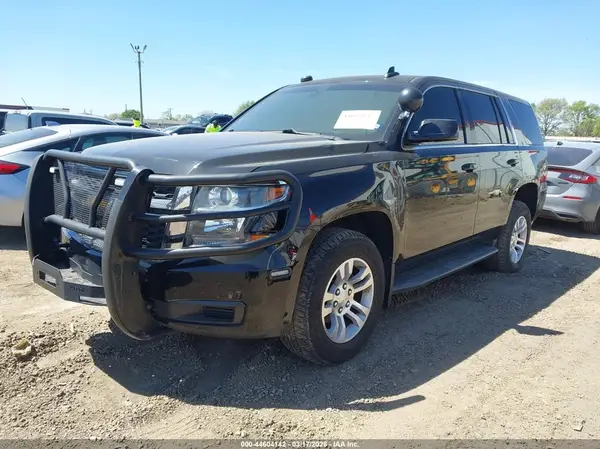1GNSKFEC6HR313576 2017 CHEVROLET TAHOE - Image 2