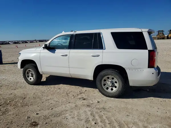 1GNSKFEC6JR343411 2018 CHEVROLET TAHOE - Image 2