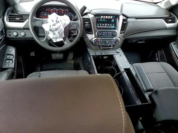 1GNSKFEC6KR270025 2019 CHEVROLET TAHOE - Image 8
