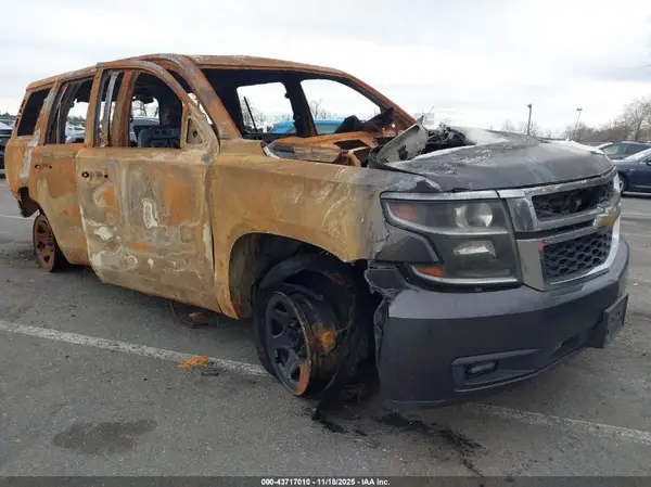 1GNSKFEC7HR222381 2017 CHEVROLET TAHOE - Image 1
