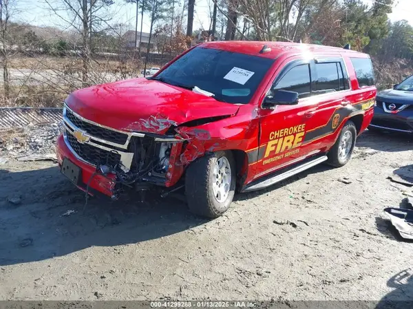 1GNSKFEC7KR388178 2019 CHEVROLET TAHOE - Image 2