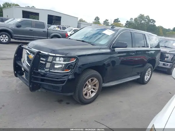 1GNSKFEC8GR270633 2016 CHEVROLET TAHOE - Image 2