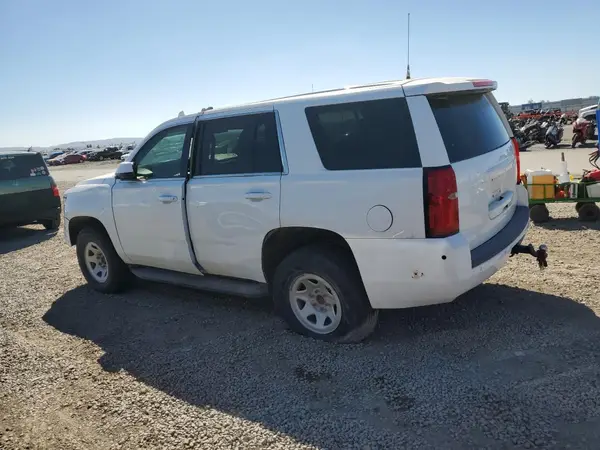 1GNSKFEC9JR125673 2018 CHEVROLET TAHOE - Image 2