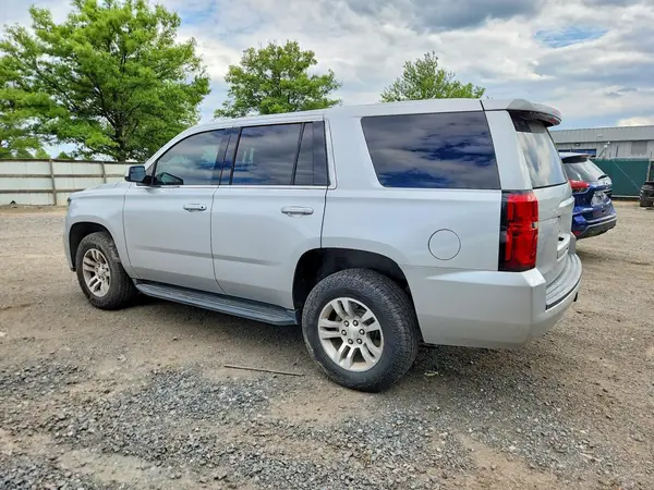 1GNSKFKC0KR365359 2019 CHEVROLET TAHOE - Image 2
