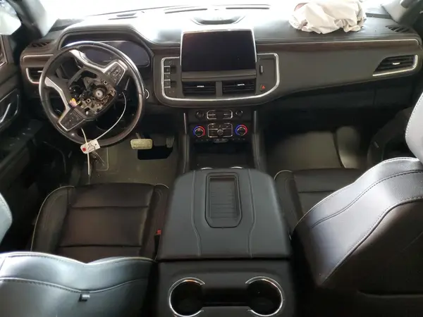 1GNSKFKD0NR137682 2022 CHEVROLET SUBURBAN - Image 8