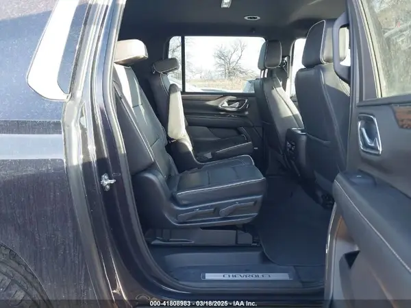 1GNSKFKD0PR135739 2023 CHEVROLET SUBURBAN - Image 8
