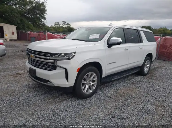 1GNSKFKD1PR368349 2023 CHEVROLET SUBURBAN - Image 2
