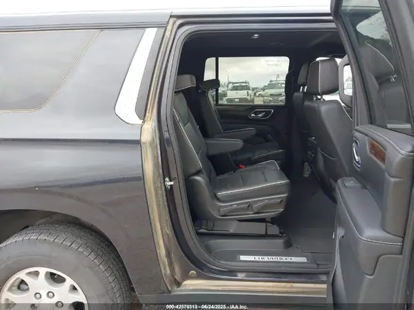 1GNSKFKD2PR266705 2023 CHEVROLET SUBURBAN - Image 8