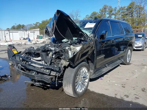 1GNSKFKD2PR480092 2023 CHEVROLET SUBURBAN - Image 2