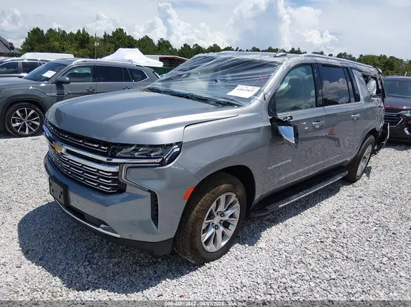 1GNSKFKD3PR357191 2023 CHEVROLET SUBURBAN - Image 2