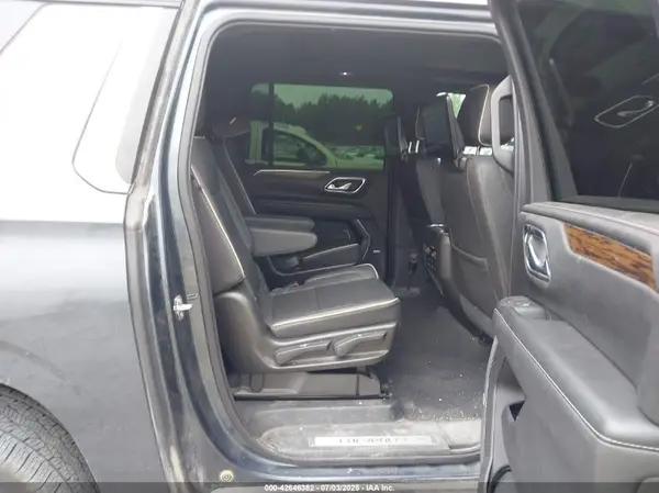 1GNSKFKD5MR245553 2021 CHEVROLET SUBURBAN - Image 8