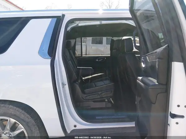 1GNSKFKD7PR203437 2023 CHEVROLET SUBURBAN - Image 8