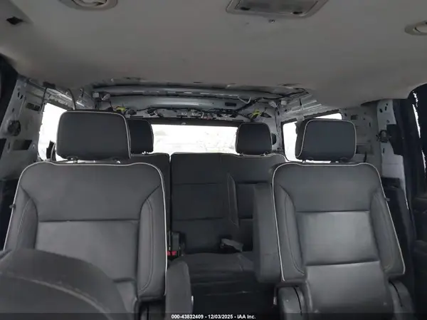 1GNSKFKD7PR512440 2023 CHEVROLET SUBURBAN - Image 8