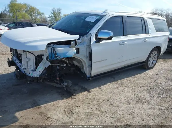 1GNSKFKD8PR328768 2023 CHEVROLET SUBURBAN - Image 2
