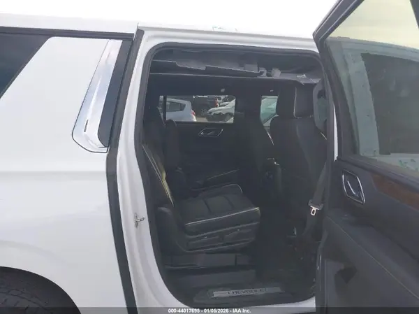 1GNSKFKD9PR137859 2023 CHEVROLET SUBURBAN - Image 8